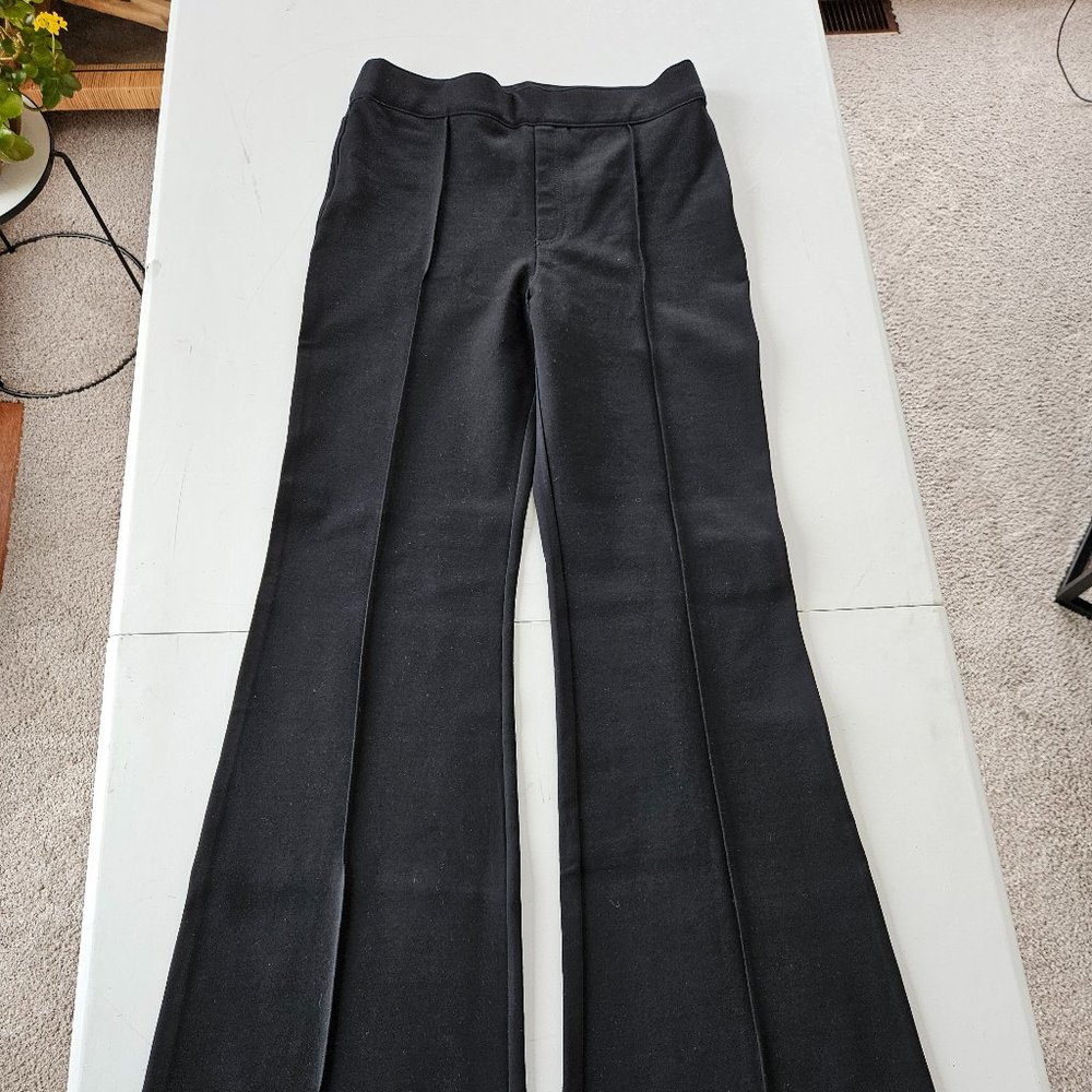 Spanx The Perfect Pant, Hi-Rise Flare NWO tags